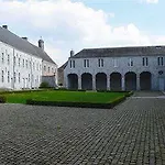 Hotel Domaine Du Chateau De Modave