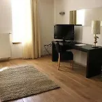 Domaine Du Chateau De 2*