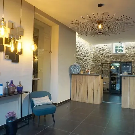 Domaine Du Chateau De Hotel