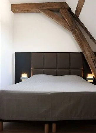 Domaine Du Chateau De 2* Modave