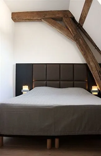 Domaine Du Chateau De 2* Modave